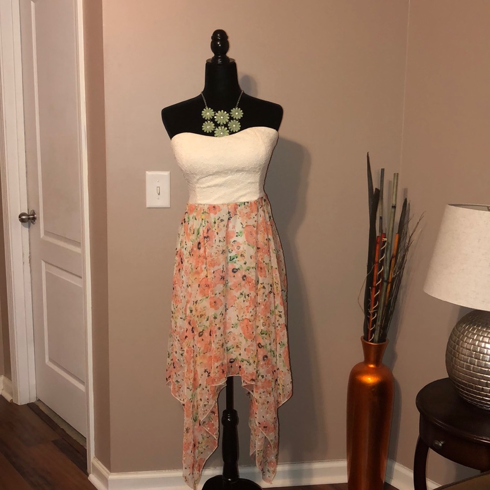 Off the shoulder High Low Dress